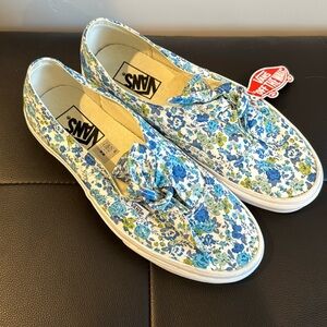 Vans Off the Wall Class Slip Ons Blue Floral Bow Size 9.5